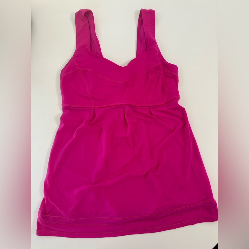 Lululemon pink tank